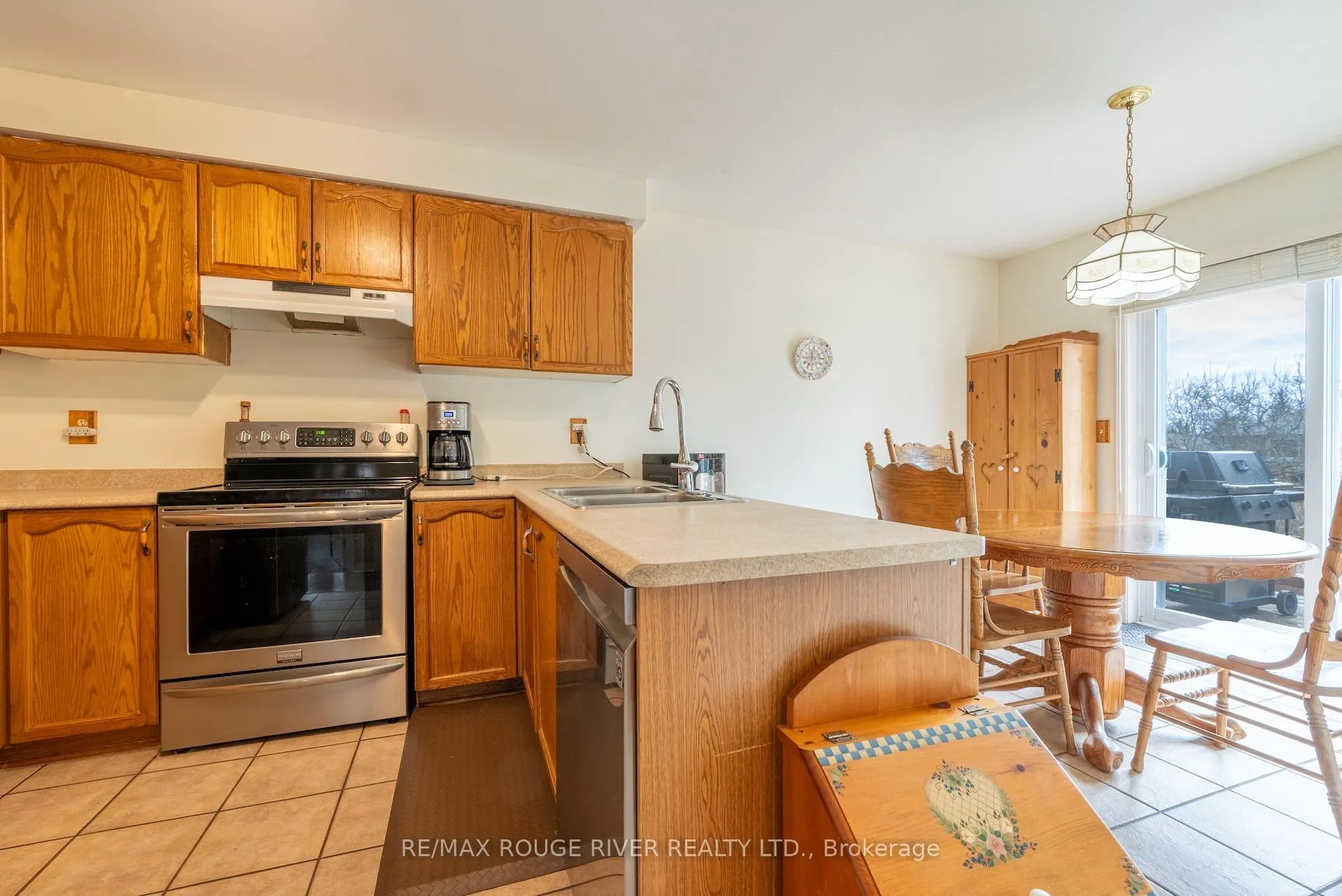 Photo 13 of 523 Wilson Road, Cobourg — HOMEH