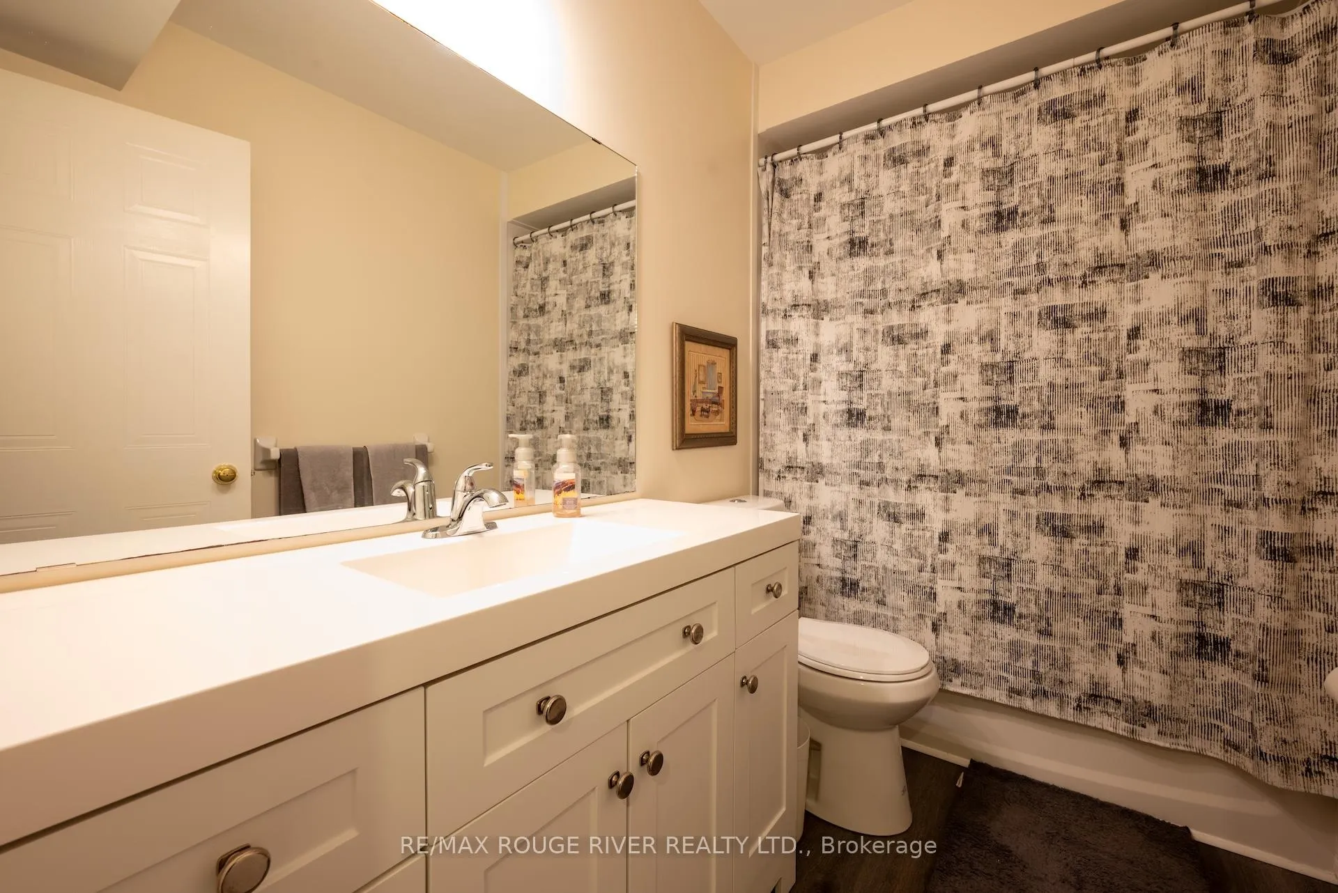 Photo 23 of 523 Wilson Road, Cobourg — HOMEH