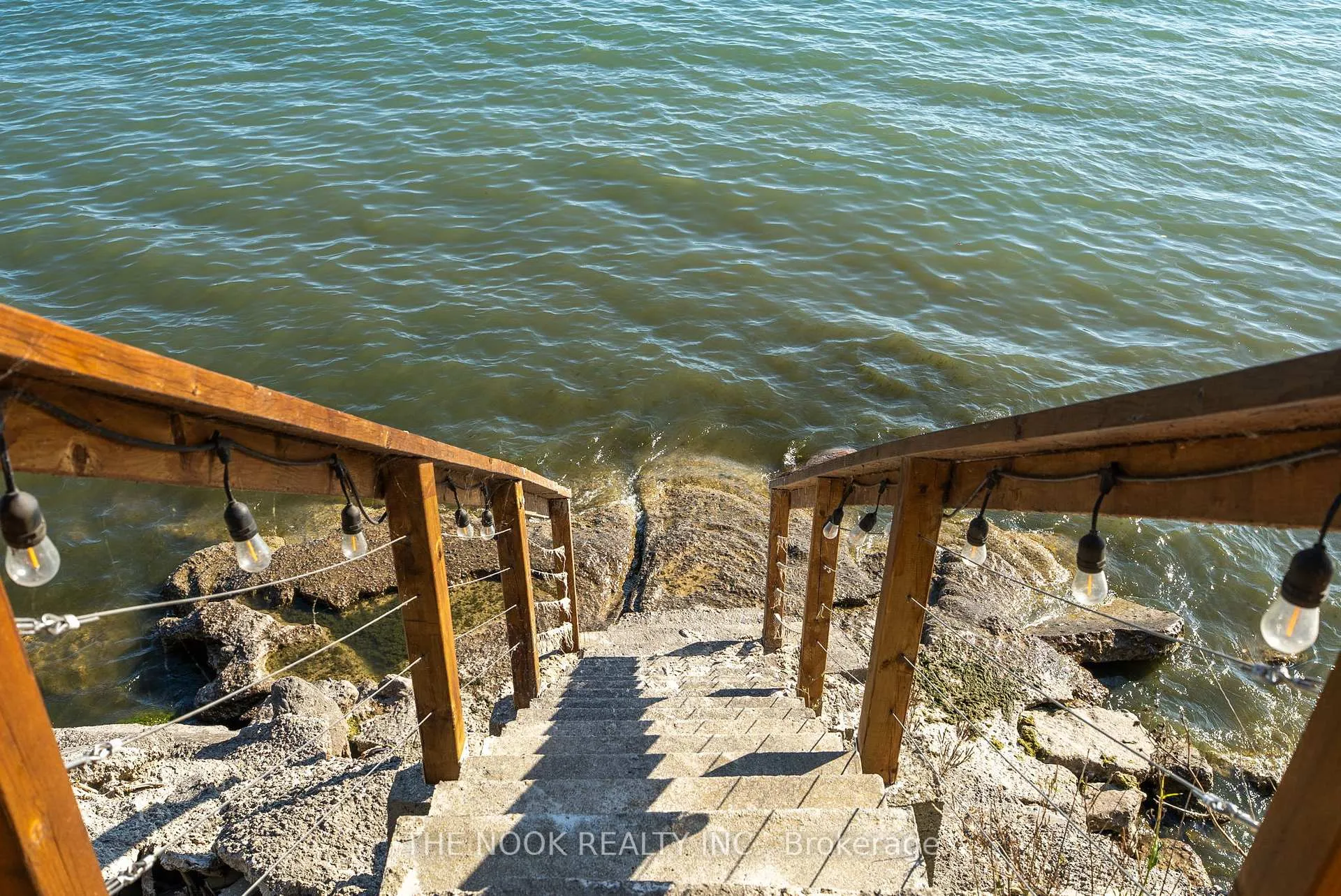 Photo 19 of 74 East Beach Road, Clarington, Bowmanville — HOMEH