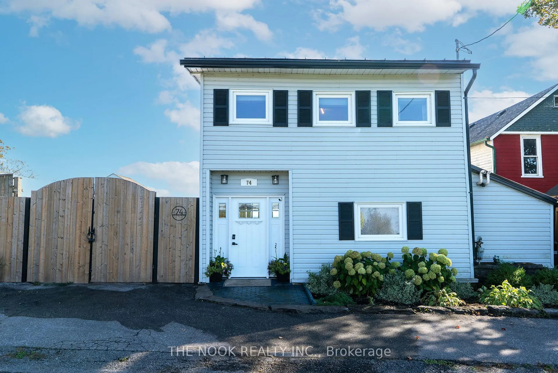 Photo 20 of 74 East Beach Road, Clarington, Bowmanville — HOMEH