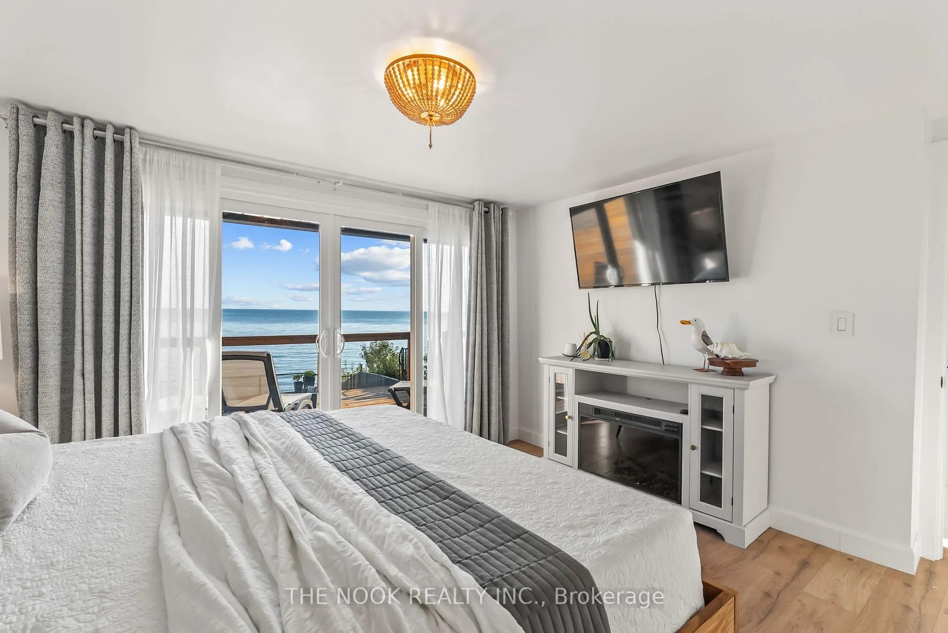 Photo 34 of 74 East Beach Road, Clarington, Bowmanville — HOMEH