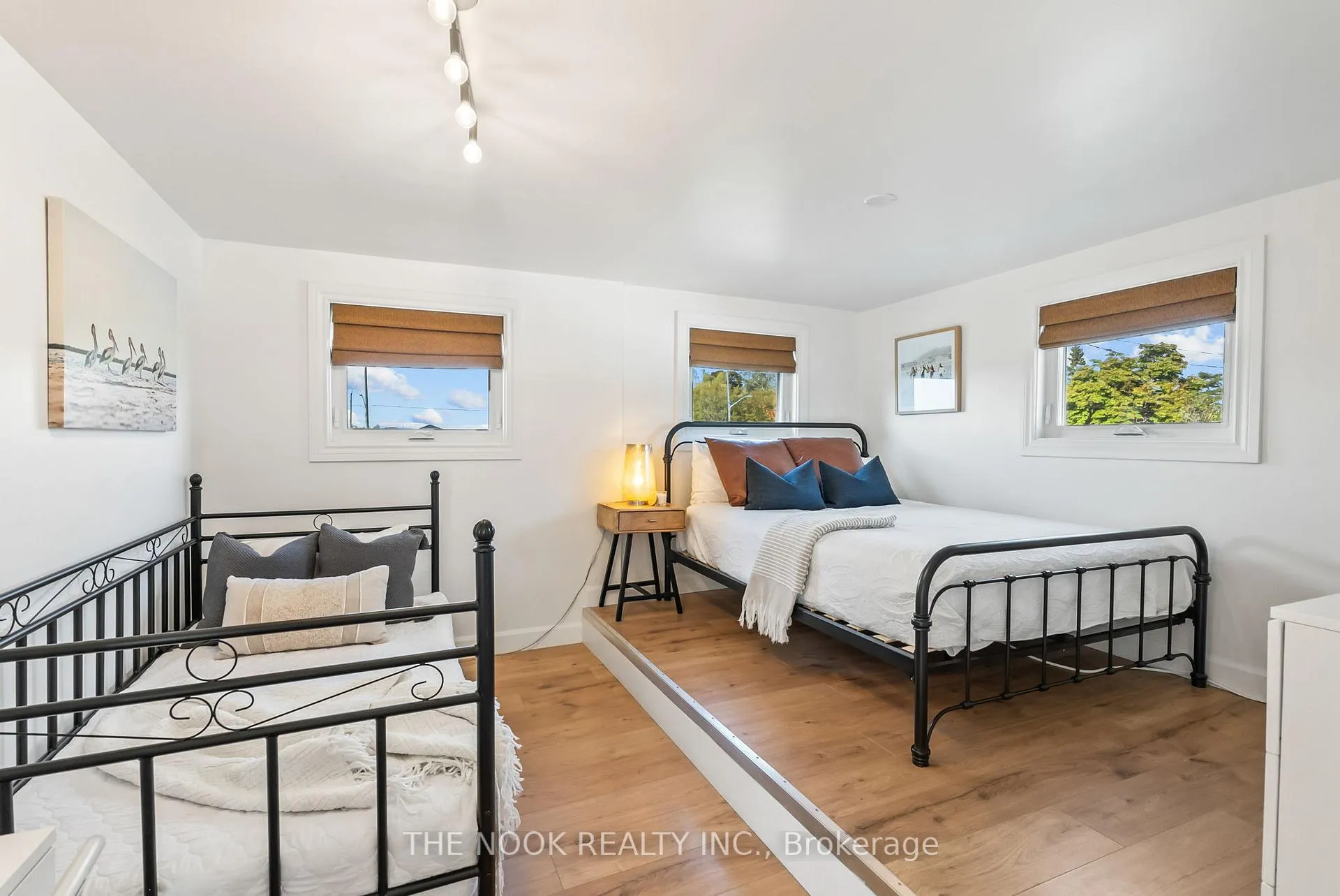 Photo 37 of 74 East Beach Road, Clarington, Bowmanville — HOMEH