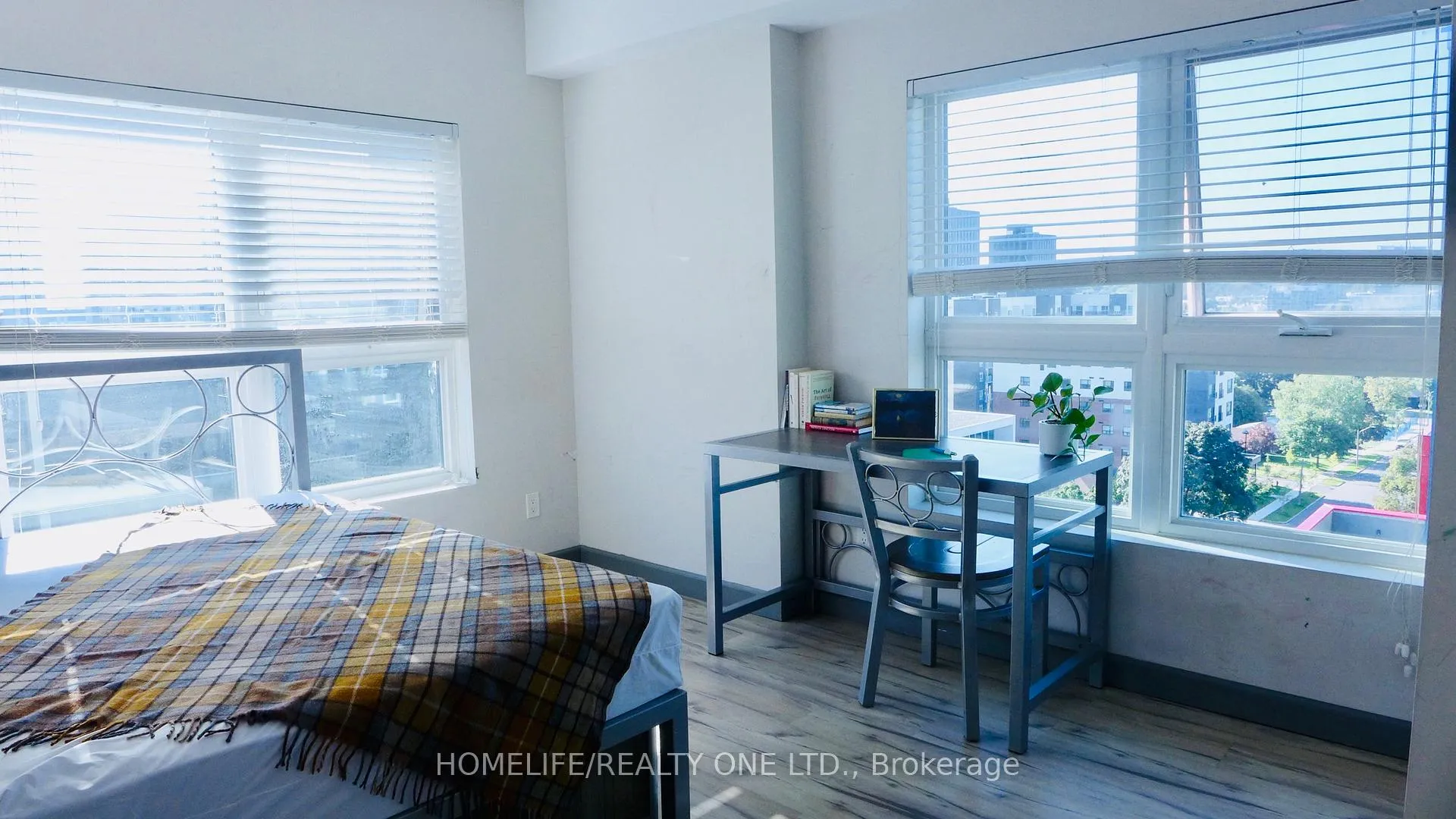 Photo 4 of Unit 1153, 258A Sunview Street, Waterloo, Beechwood/University — HOMEH