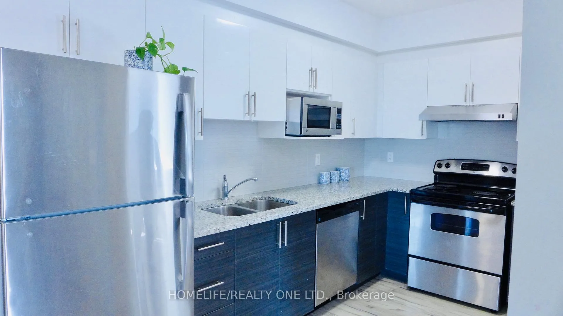 Photo 8 of Unit 1153, 258A Sunview Street, Waterloo, Beechwood/University — HOMEH