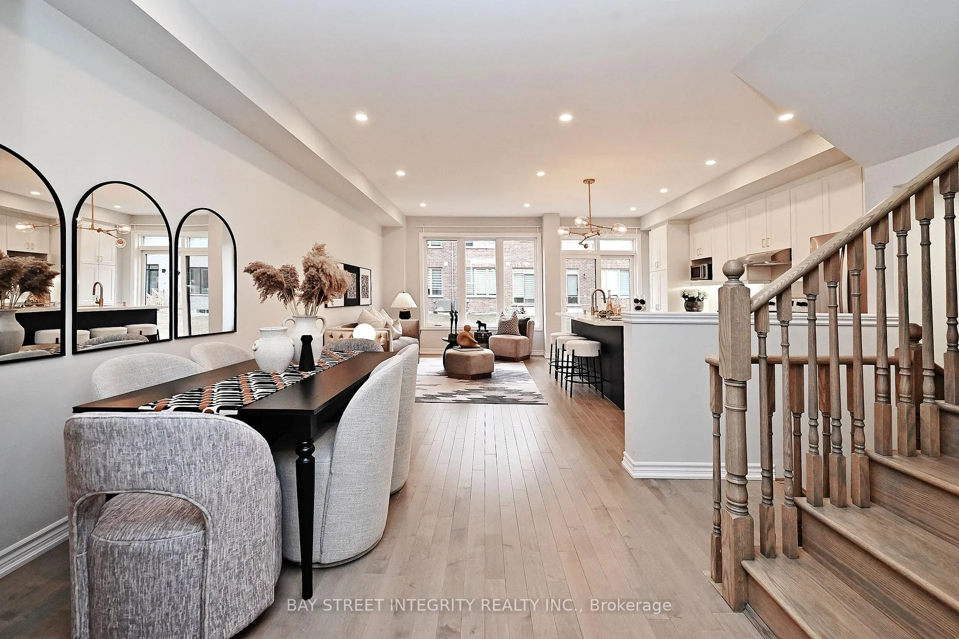 Photo 4 of 71 Freeman William Street, Markham, Markham Village — HOMEH