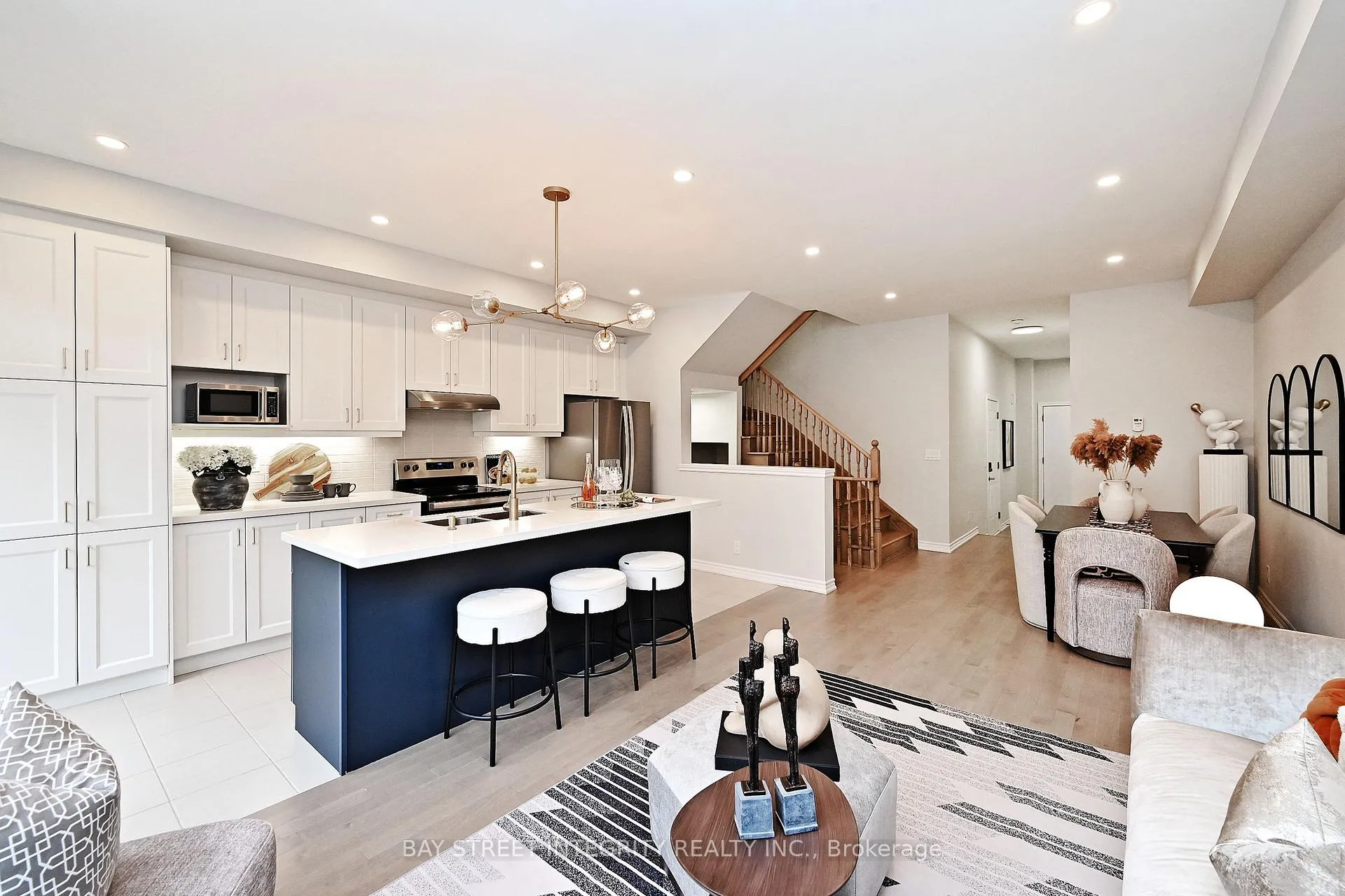 Photo 8 of 71 Freeman William Street, Markham, Markham Village — HOMEH