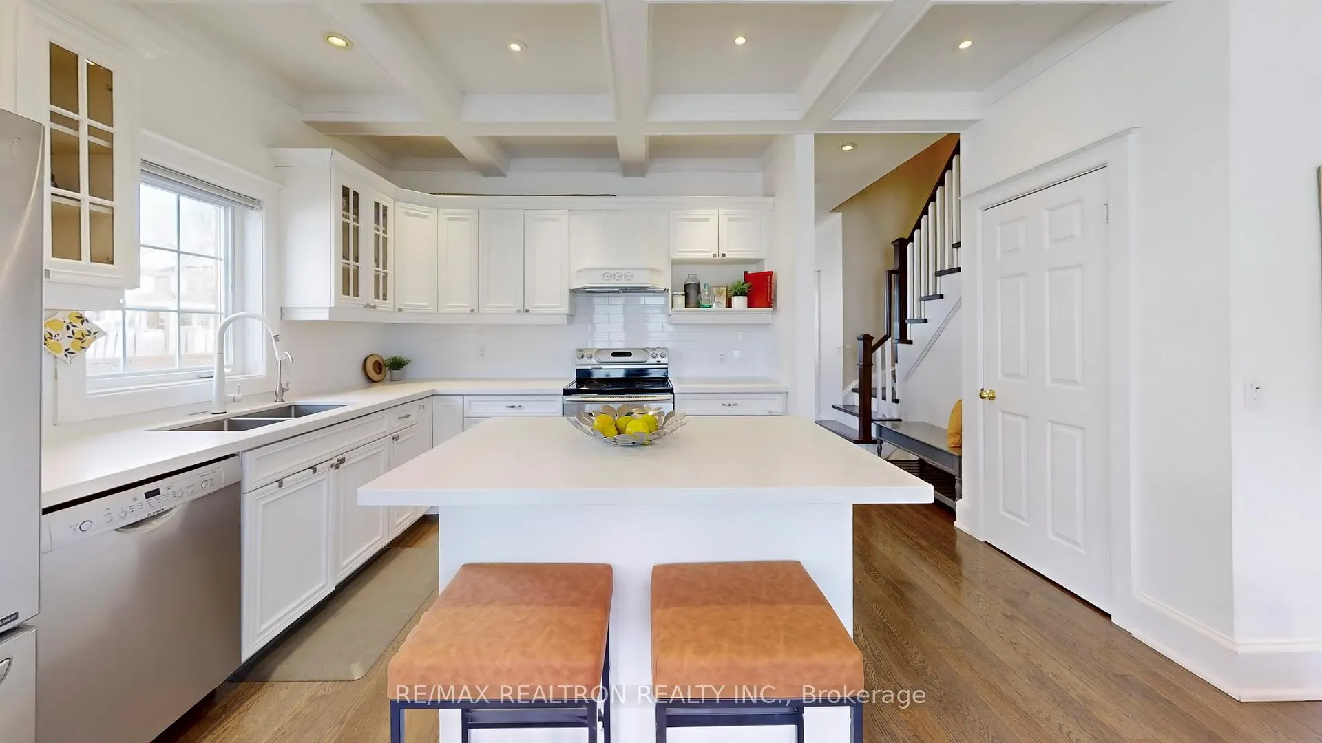 Photo 9 of 78 Prospector's Drive, Markham, Angus Glen — HOMEH