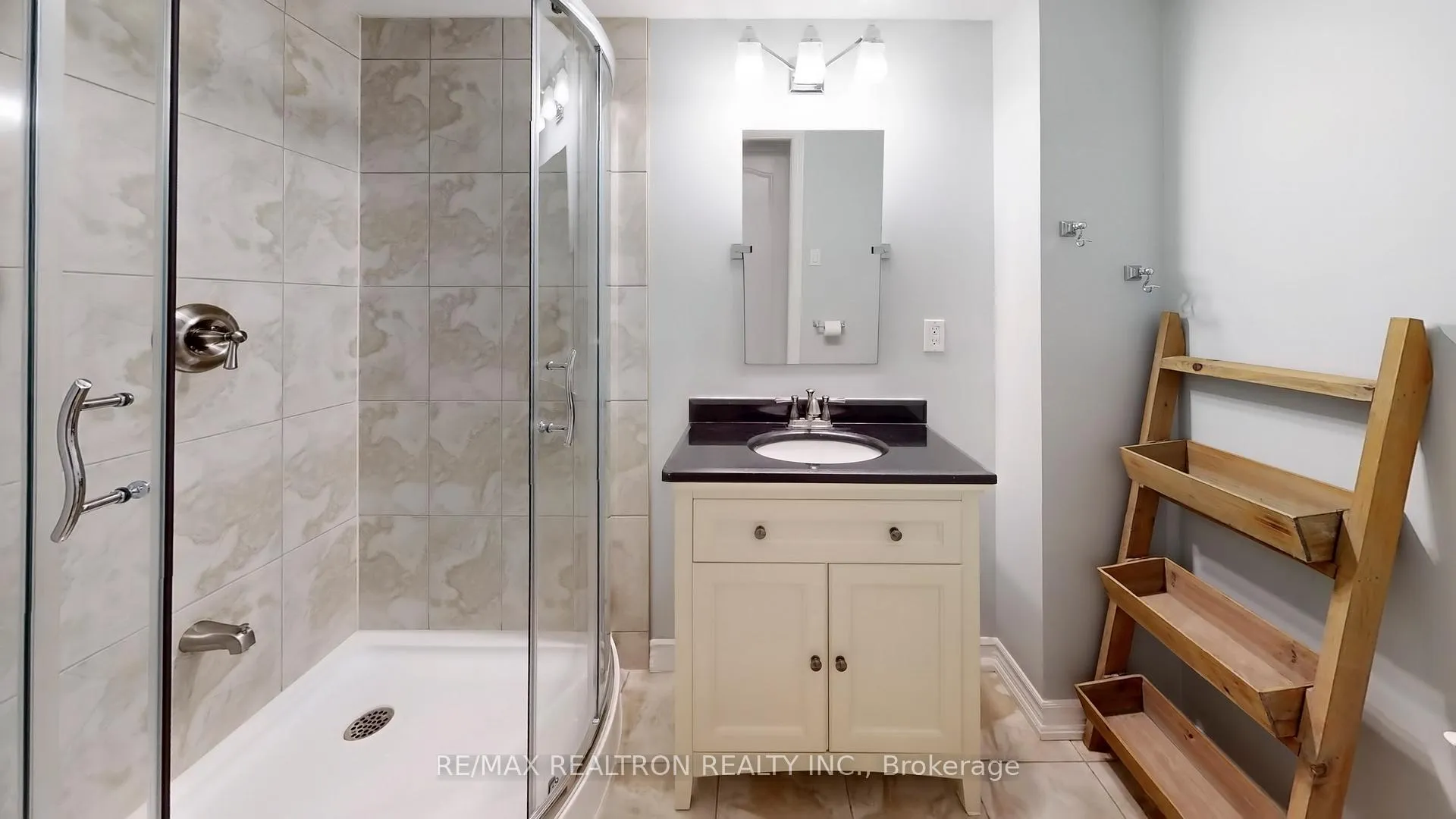 Photo 28 of 78 Prospector's Drive, Markham, Angus Glen — HOMEH