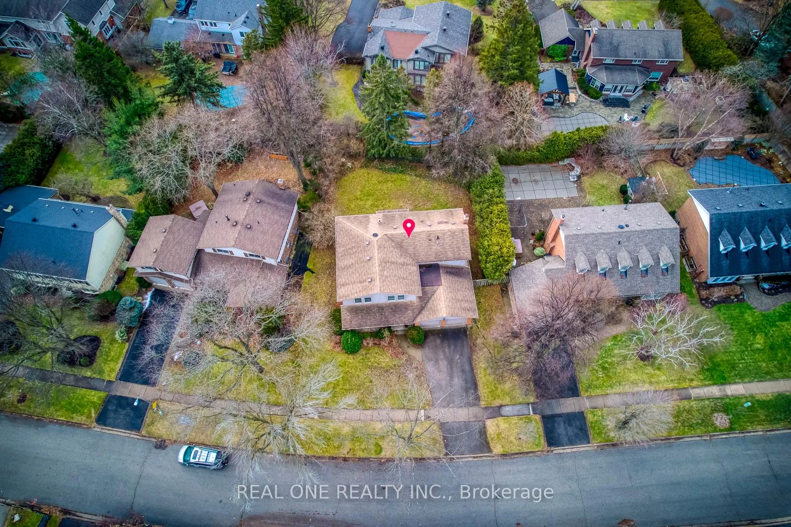 Photo 3 of 284 Beechfield Road, Oakville, Ford — HOMEH