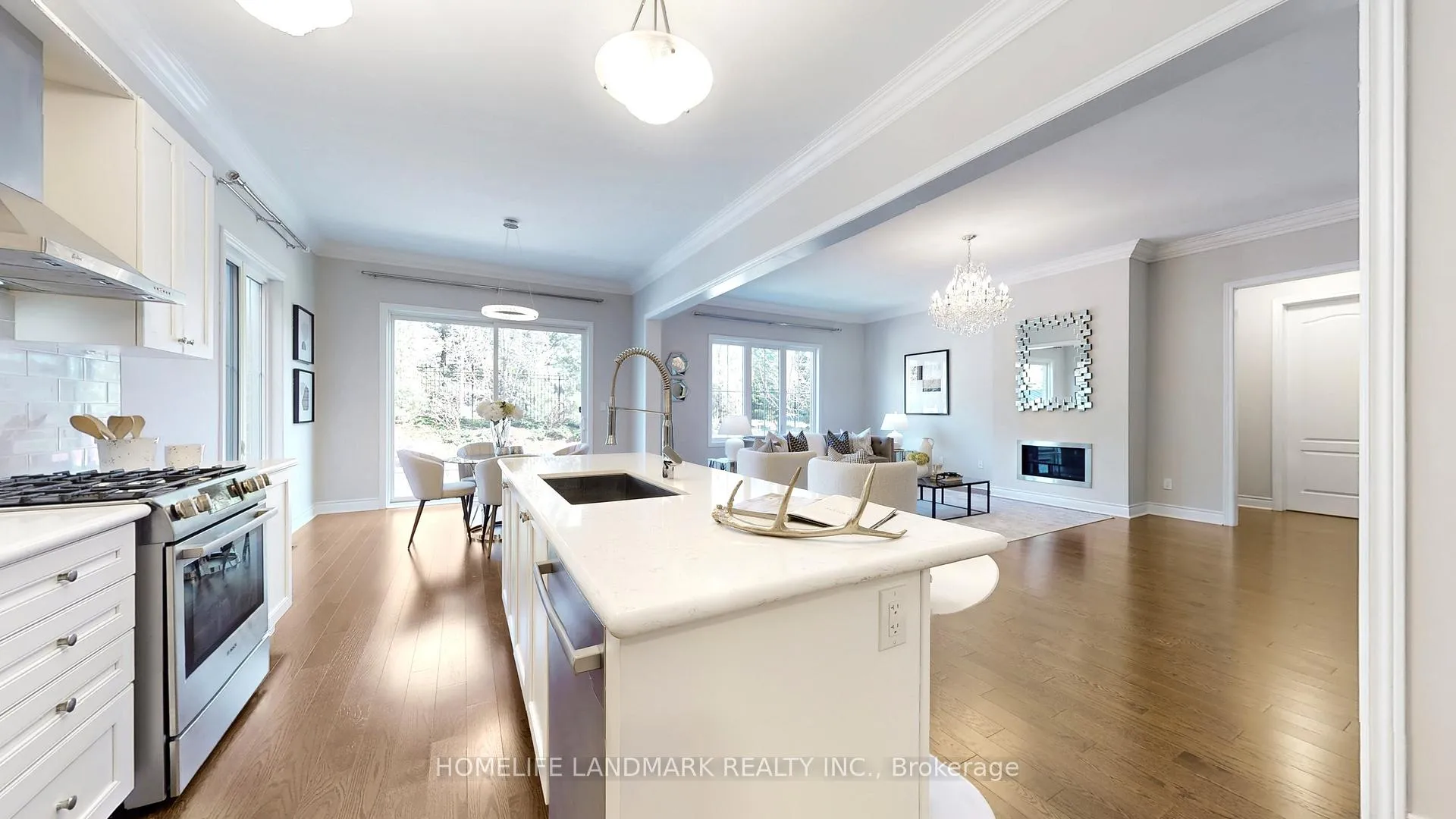 Photo 7 of 88 Match Point Court, Aurora, Aurora Estates — HOMEH