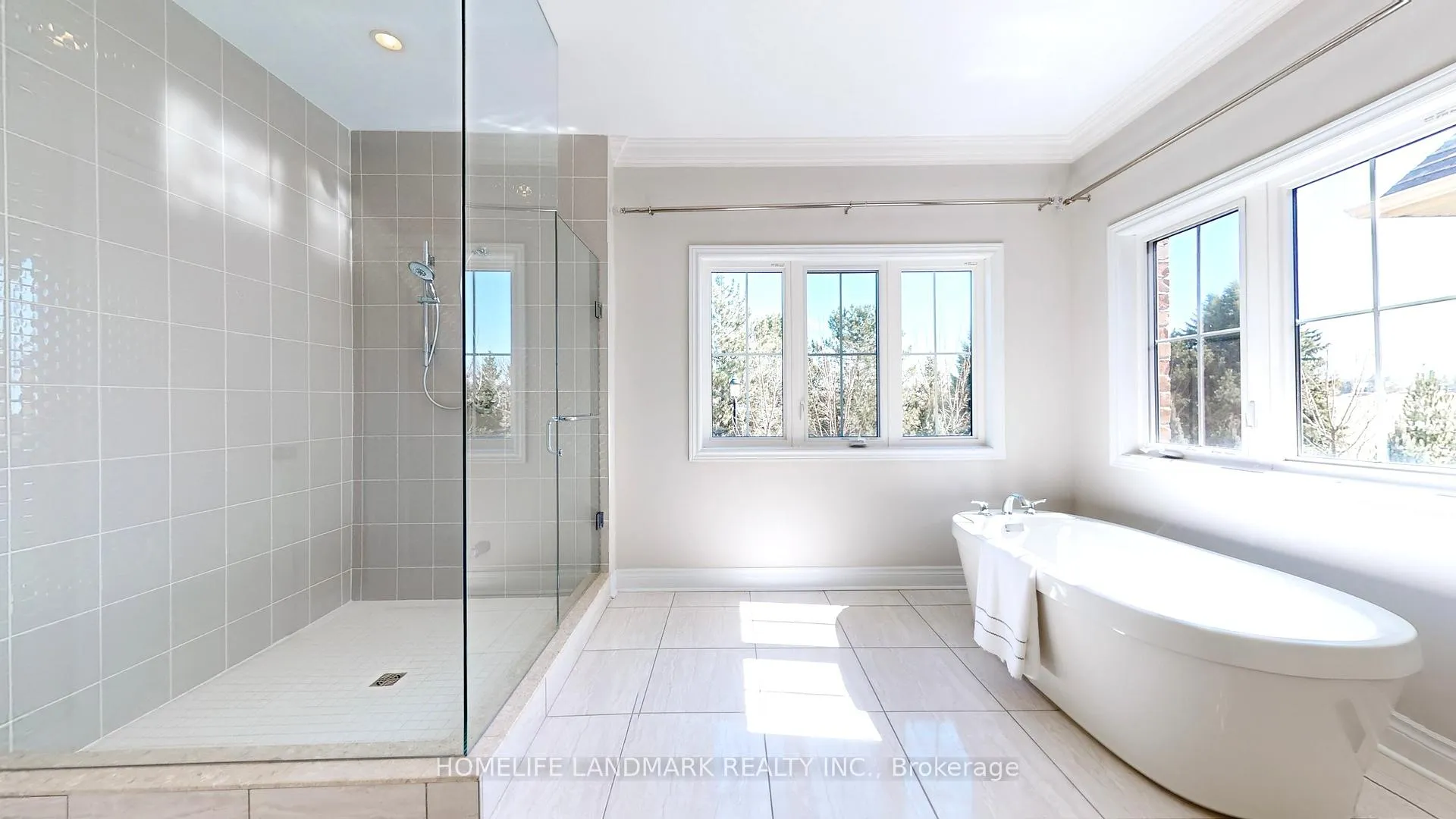 Photo 26 of 88 Match Point Court, Aurora, Aurora Estates — HOMEH