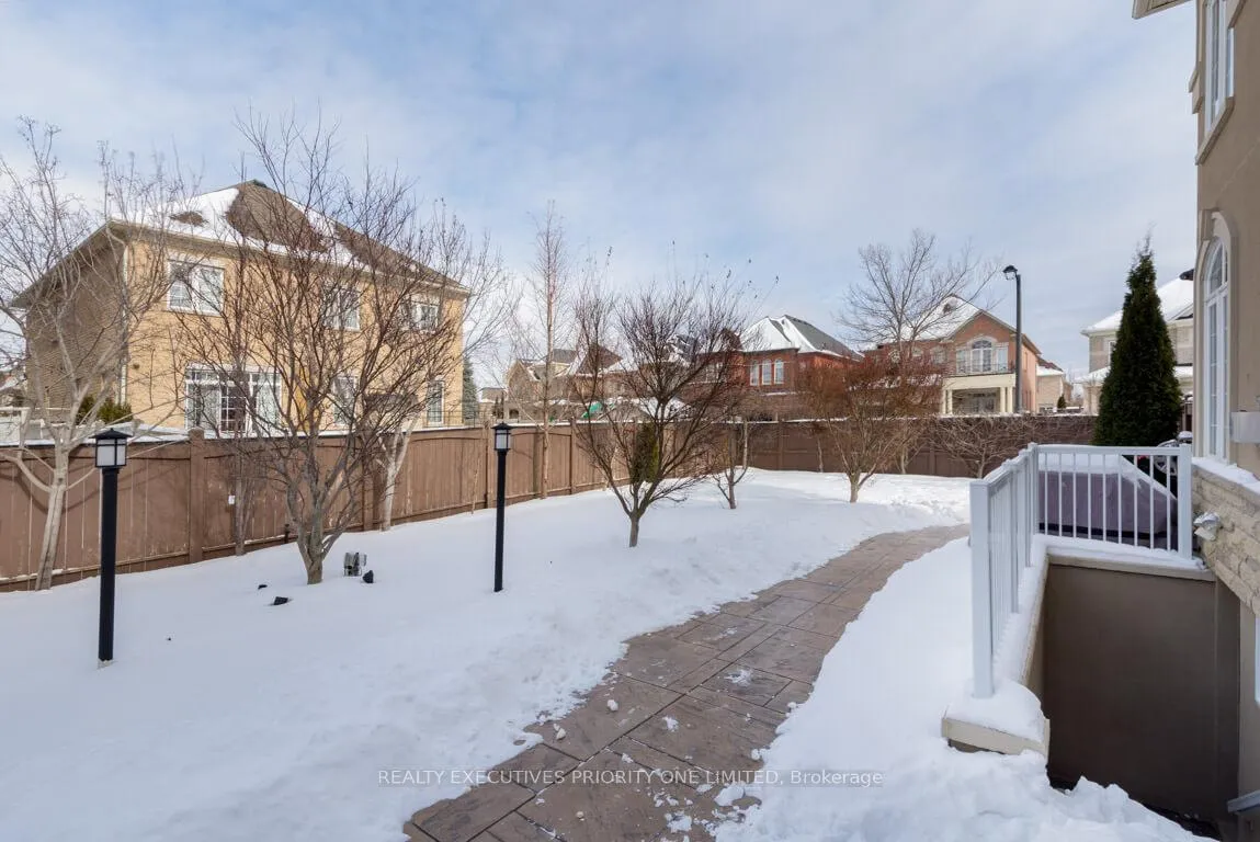Photo 8 of 86 Chatfield Drive, Vaughan, Vellore Village — HOMEH