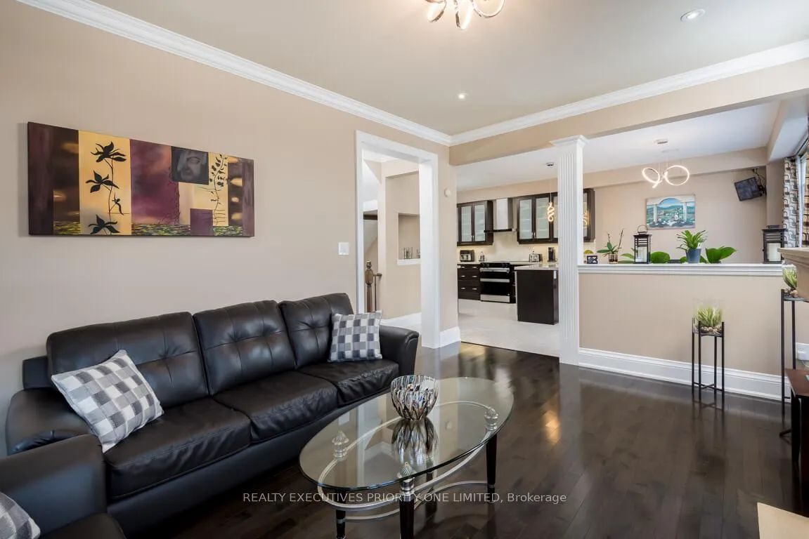 Photo 18 of 86 Chatfield Drive, Vaughan, Vellore Village — HOMEH