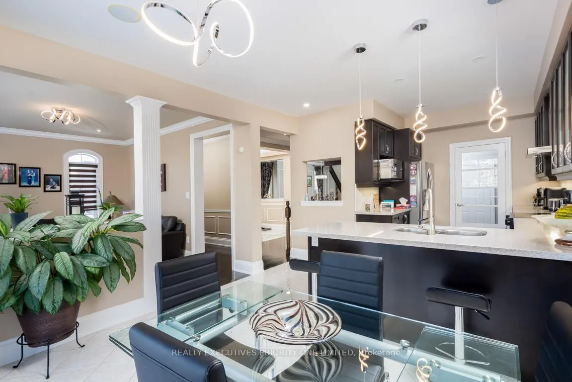 Photo 25 of 86 Chatfield Drive, Vaughan, Vellore Village — HOMEH