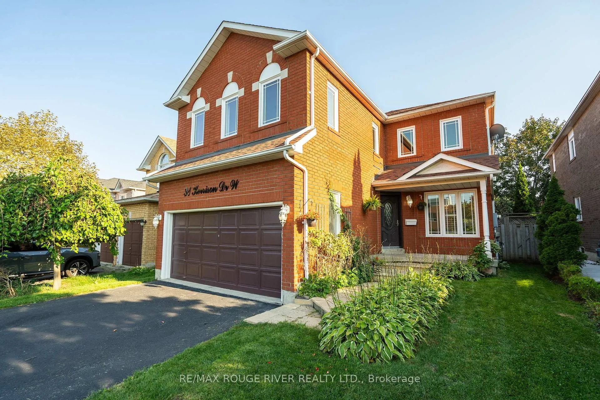 Photo 1 of 31 Kerrison Drive W, Ajax, Central — HOMEH