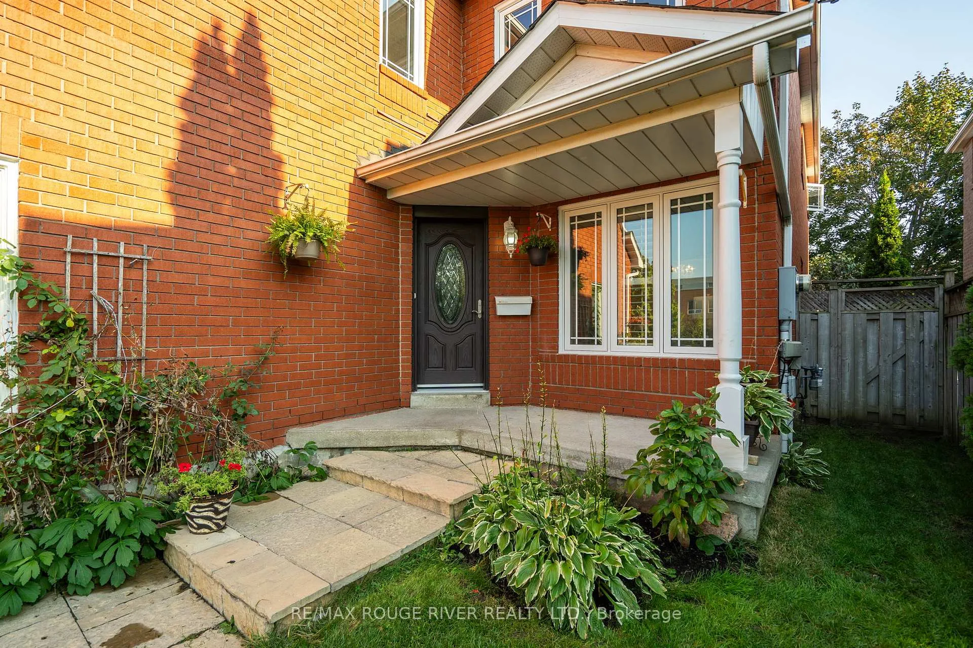 Photo 2 of 31 Kerrison Drive W, Ajax, Central — HOMEH