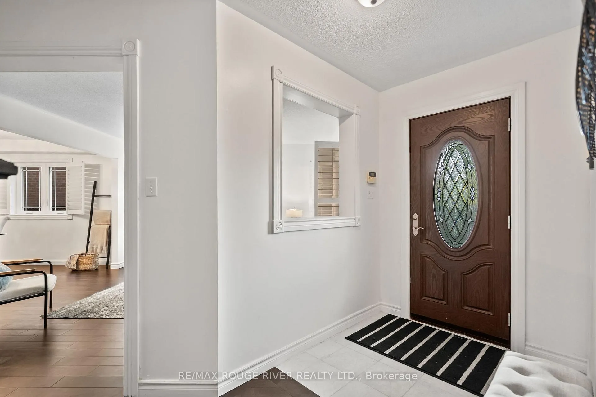 Photo 3 of 31 Kerrison Drive W, Ajax, Central — HOMEH