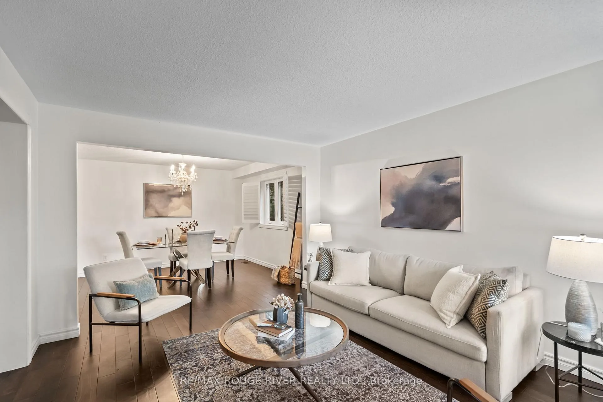 Photo 4 of 31 Kerrison Drive W, Ajax, Central — HOMEH