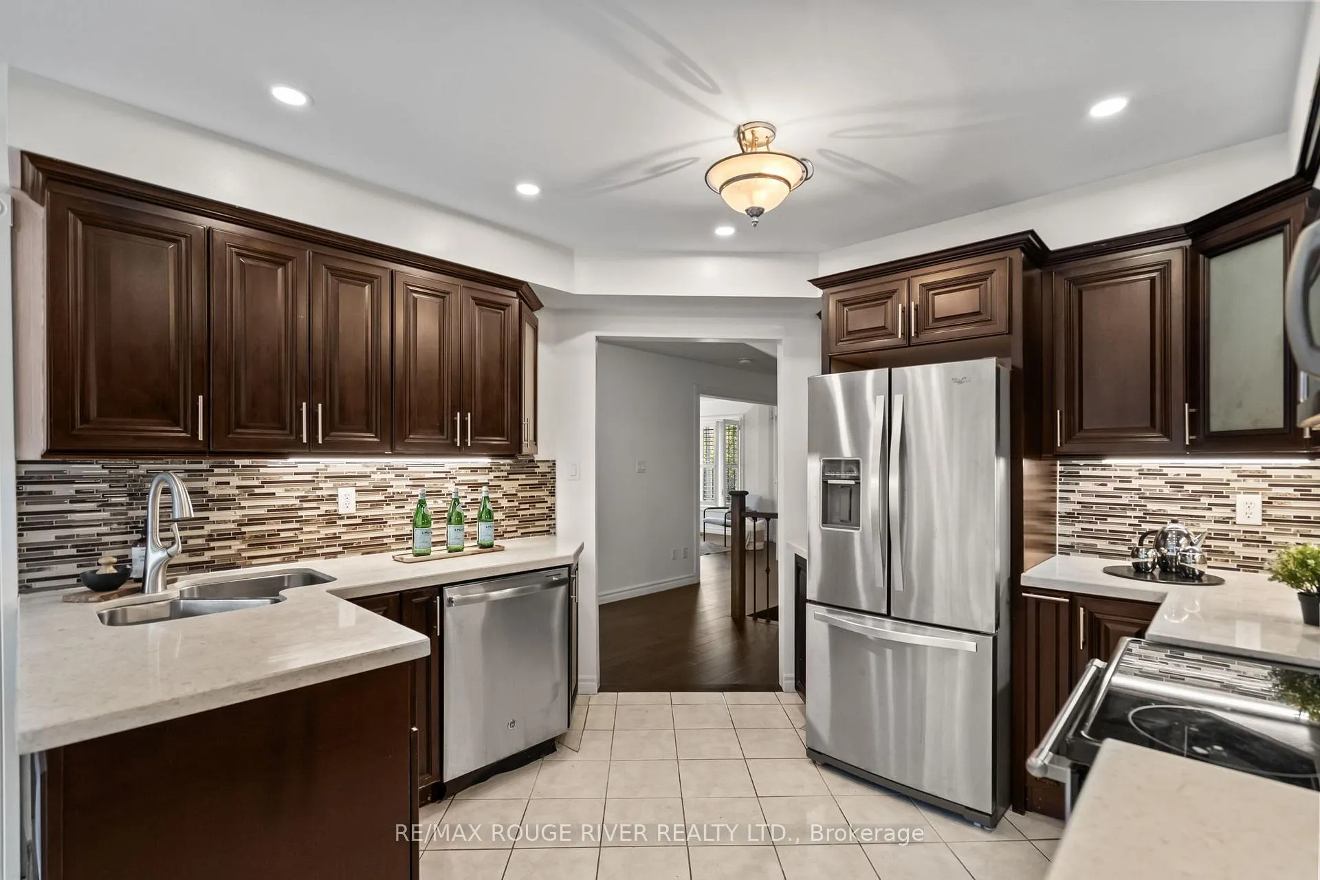 Photo 10 of 31 Kerrison Drive W, Ajax, Central — HOMEH
