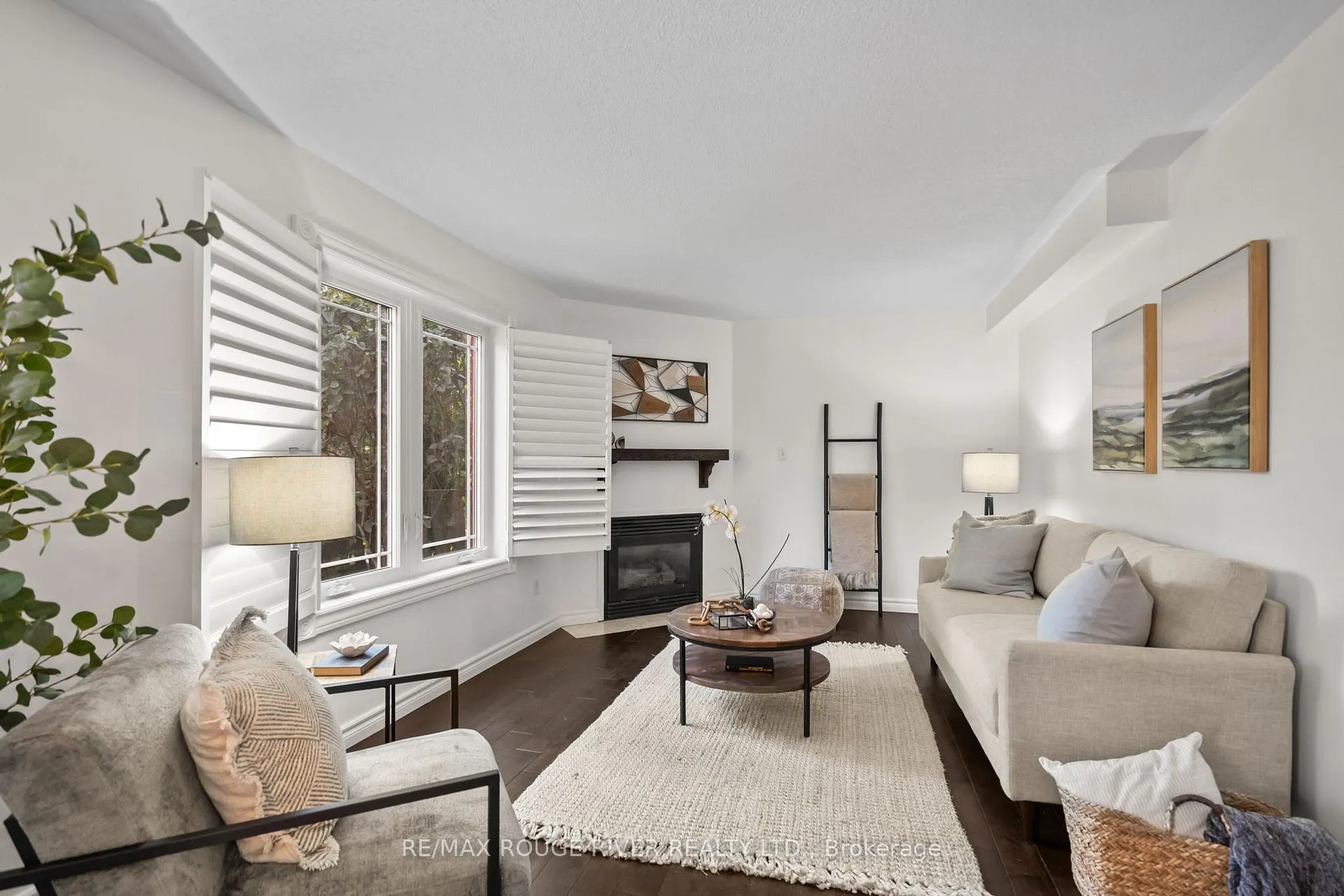 Photo 13 of 31 Kerrison Drive W, Ajax, Central — HOMEH