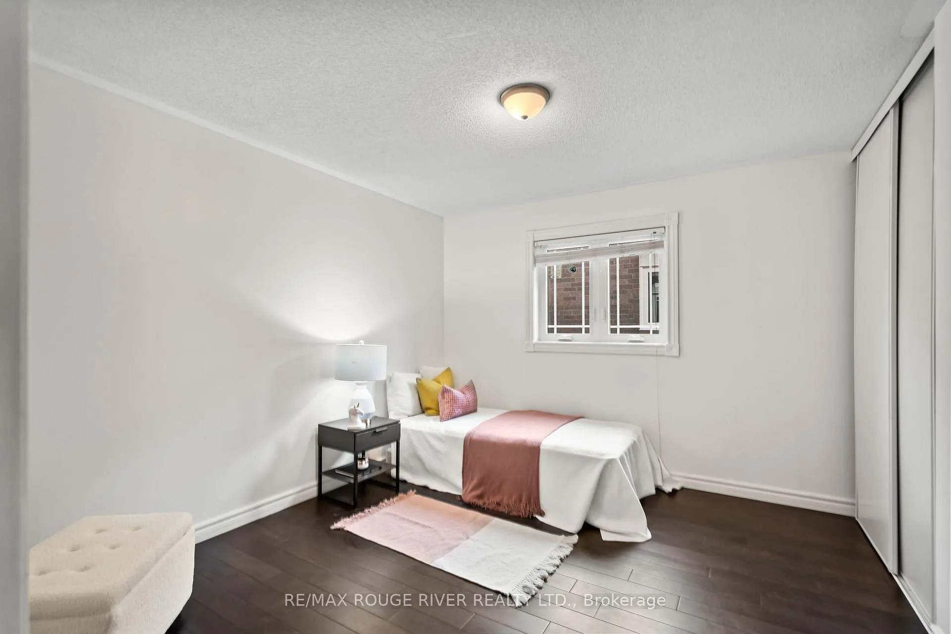 Photo 22 of 31 Kerrison Drive W, Ajax, Central — HOMEH