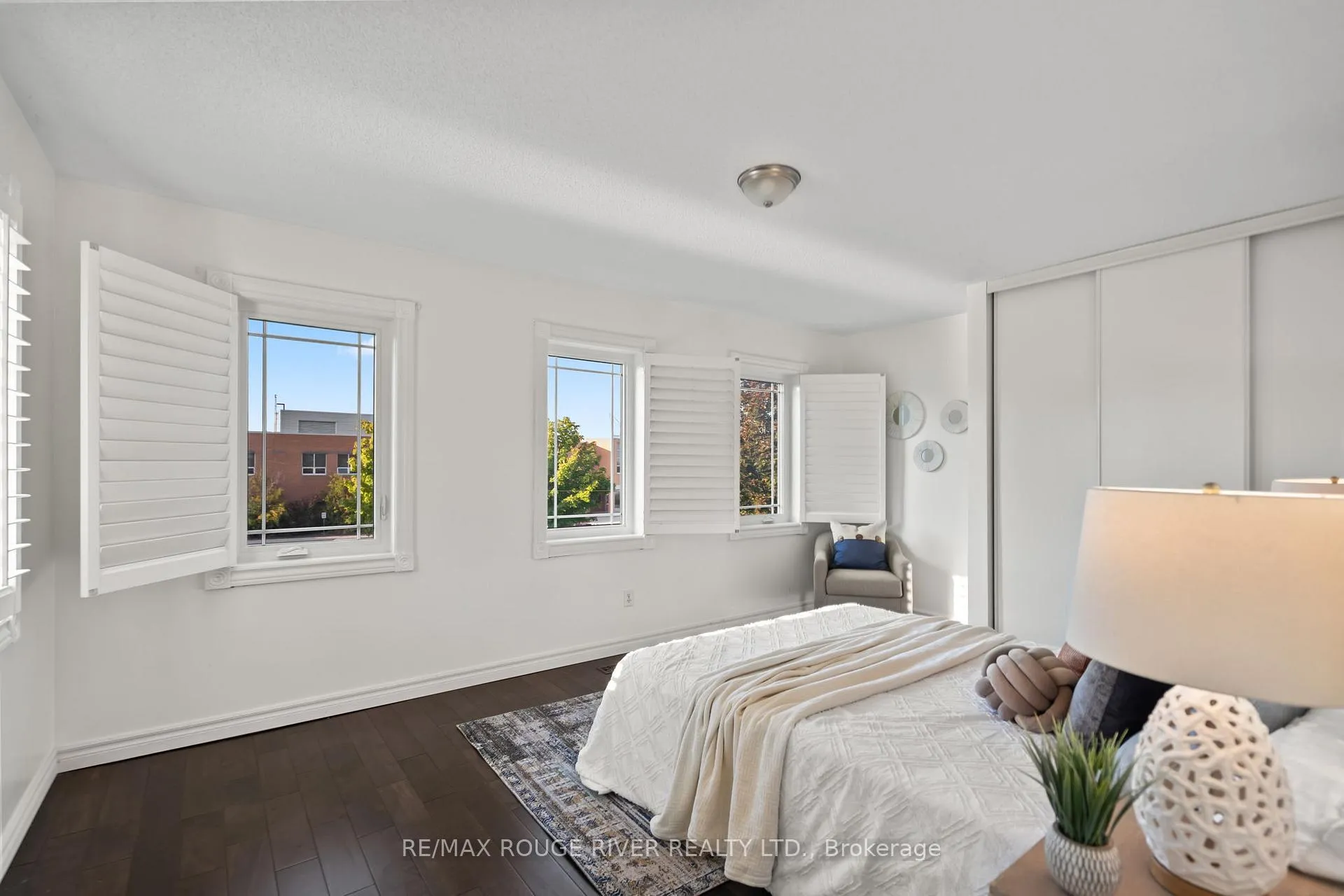 Photo 28 of 31 Kerrison Drive W, Ajax, Central — HOMEH