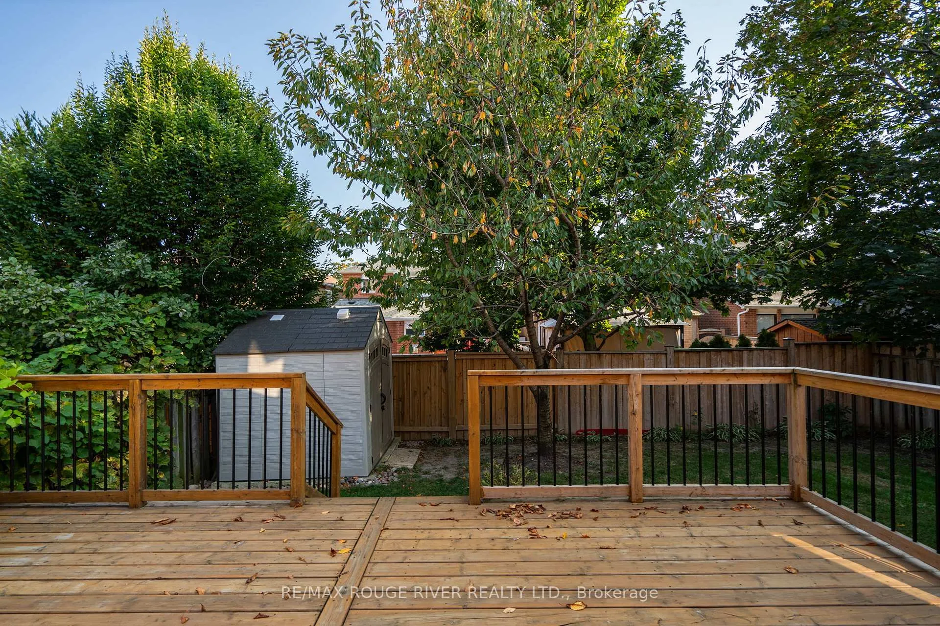 Photo 39 of 31 Kerrison Drive W, Ajax, Central — HOMEH