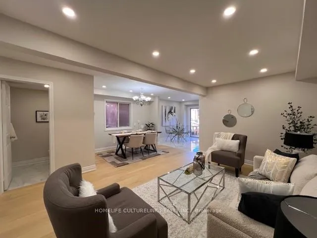 Photo 4 of 49 Beechgrove Crescent, Markham, Milliken Mills West — HOMEH