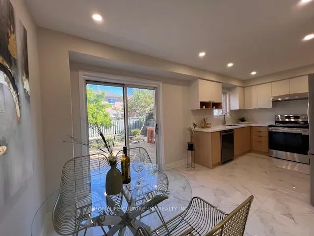 Photo 10 of 49 Beechgrove Crescent, Markham, Milliken Mills West — HOMEH