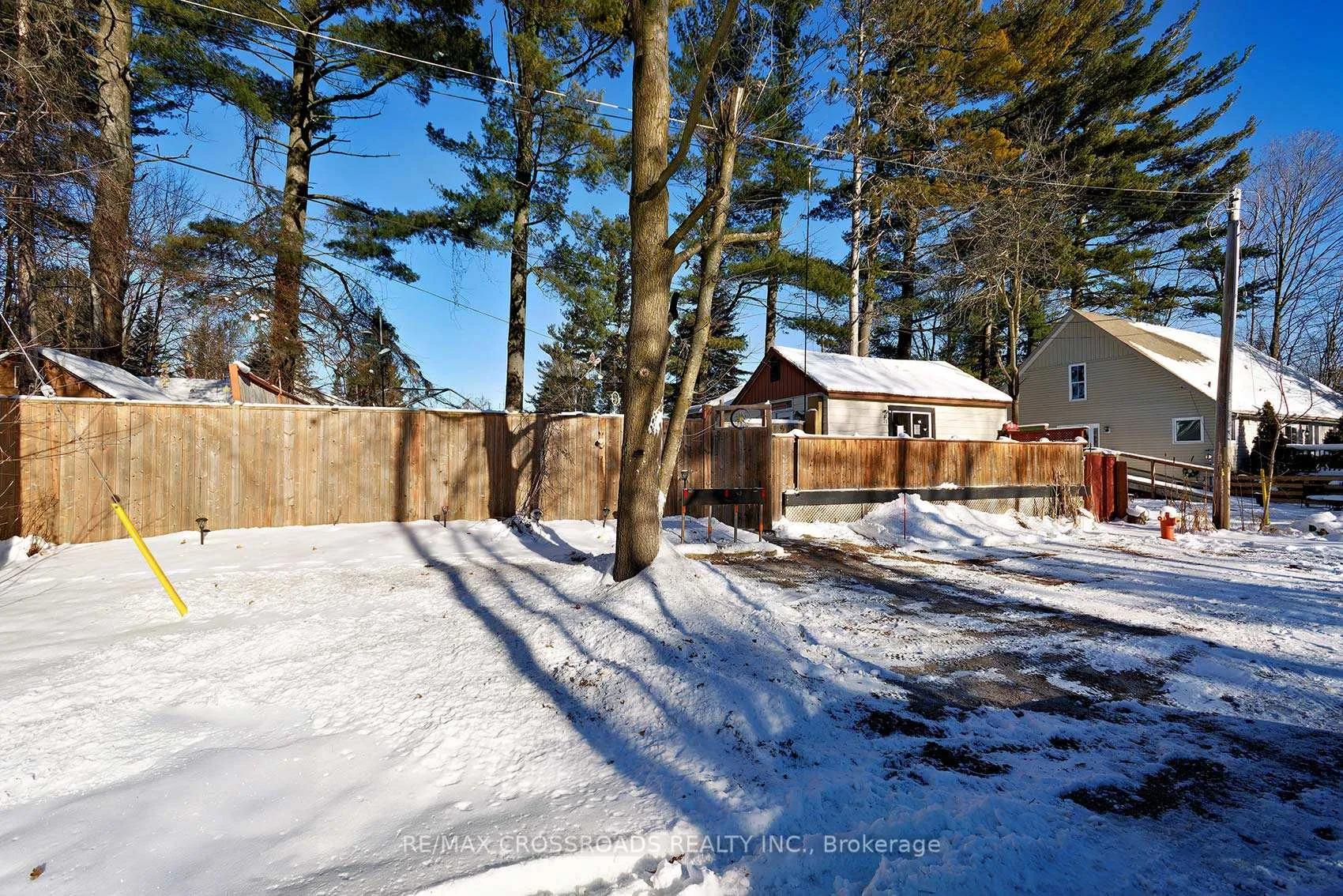 Photo 3 of 712 Kelly Street, Innisfil, Alcona — HOMEH
