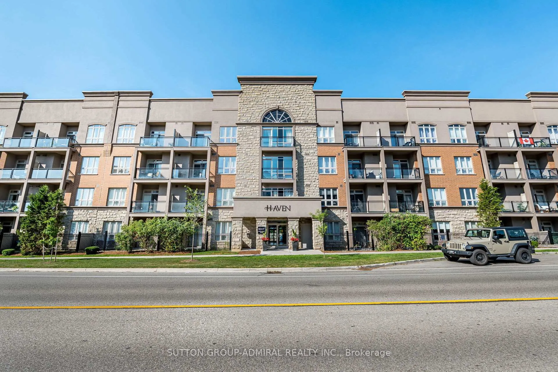 Front of Unit 104, 5317 Upper Middle Road
