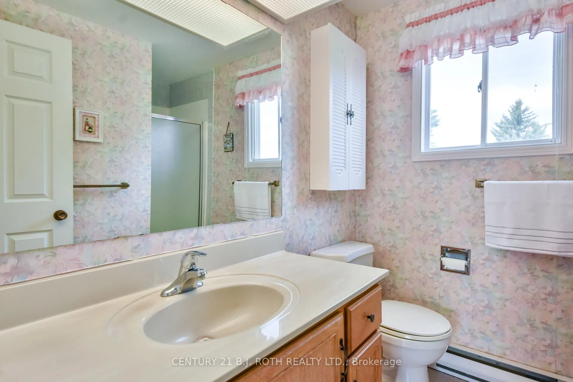 Photo 14 of 4 Gander Cove Court, Innisfil, Rural Innisfil — HOMEH
