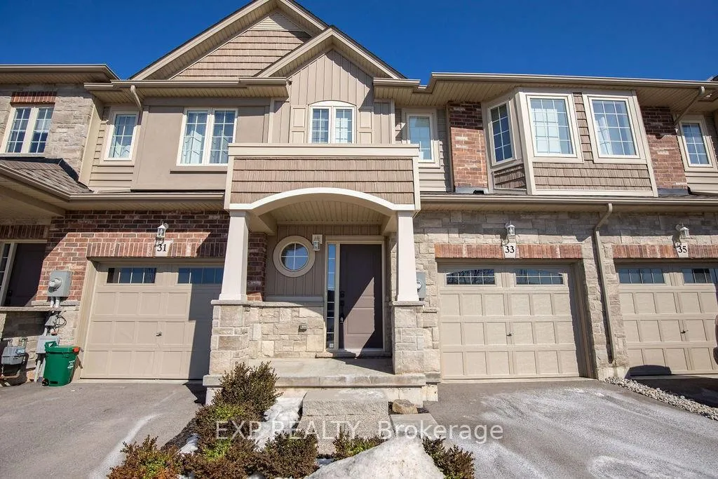 Photo 1 of 33 Dunrobin Lane, Grimsby, Grimsby Beach — HOMEH
