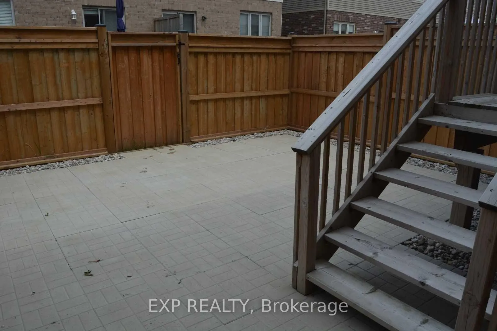 Photo 35 of 33 Dunrobin Lane, Grimsby, Grimsby Beach — HOMEH