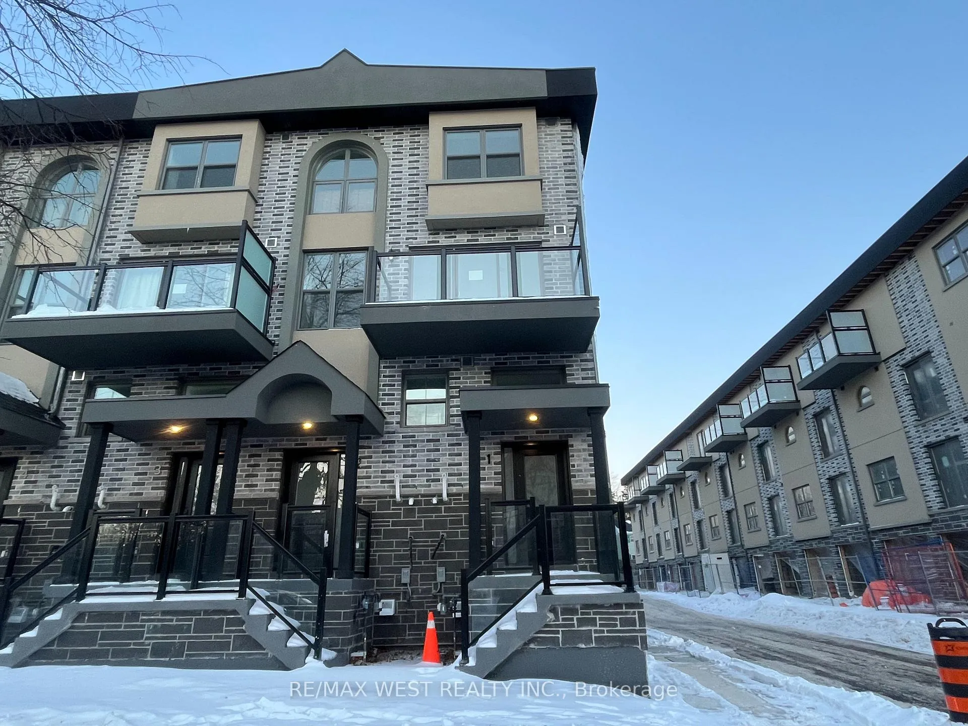 Photo 1 of Unit 1, 200 Railway Engine House Way, Whitby, Downtown Whitby — HOMEH