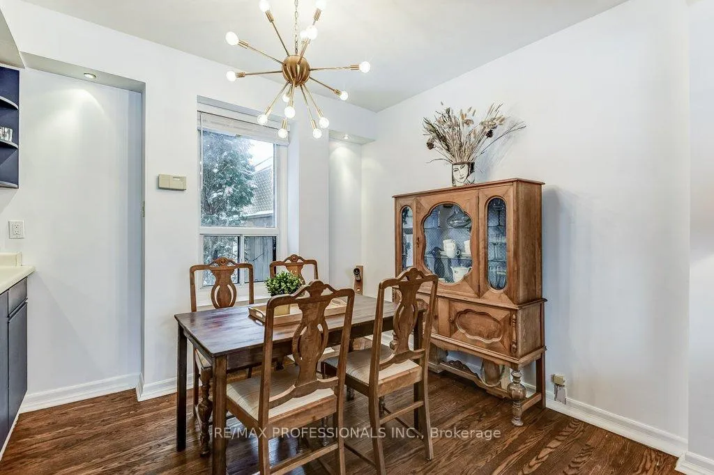 Photo 6 of 269 Lumsden Avenue, Toronto, Woodbine-Lumsden — HOMEH
