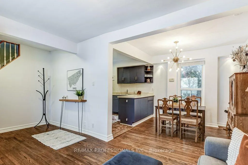 Photo 7 of 269 Lumsden Avenue, Toronto, Woodbine-Lumsden — HOMEH