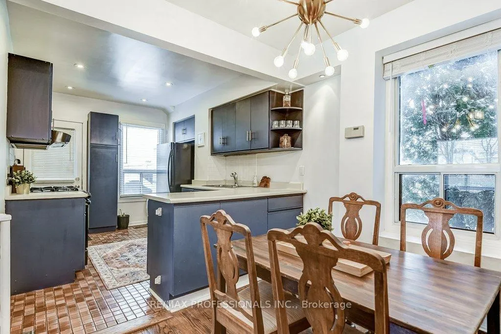 Photo 8 of 269 Lumsden Avenue, Toronto, Woodbine-Lumsden — HOMEH