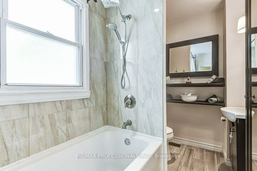Photo 12 of 269 Lumsden Avenue, Toronto, Woodbine-Lumsden — HOMEH