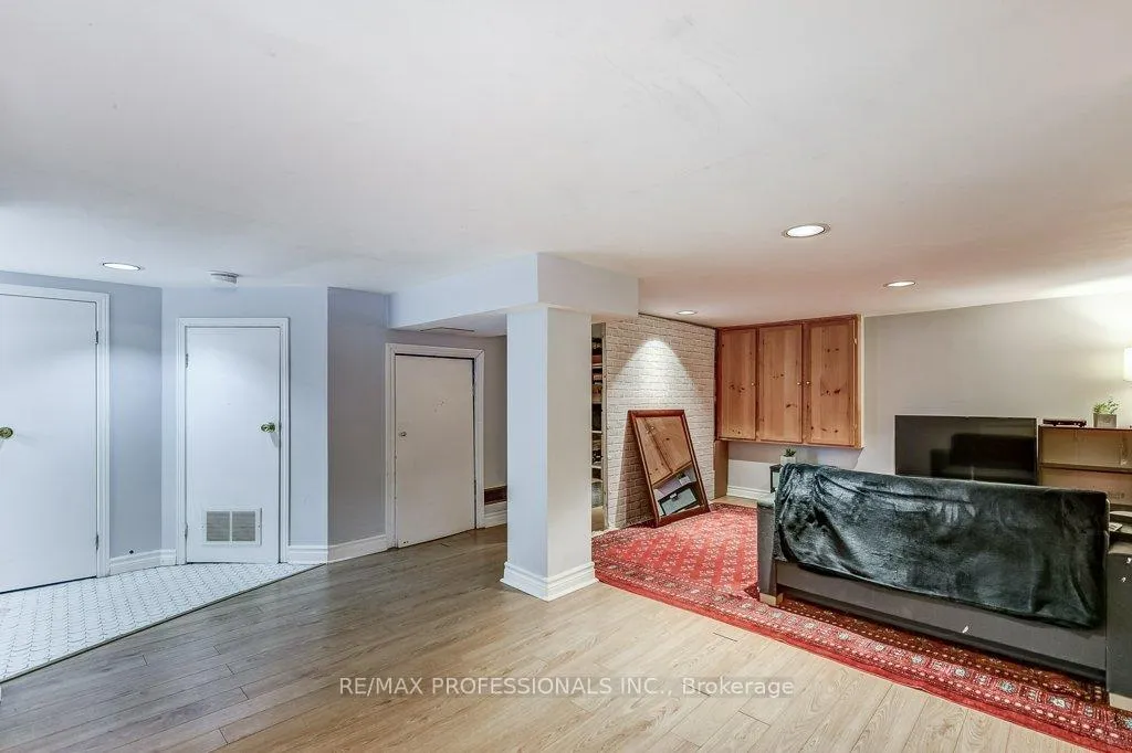 Photo 20 of 269 Lumsden Avenue, Toronto, Woodbine-Lumsden — HOMEH