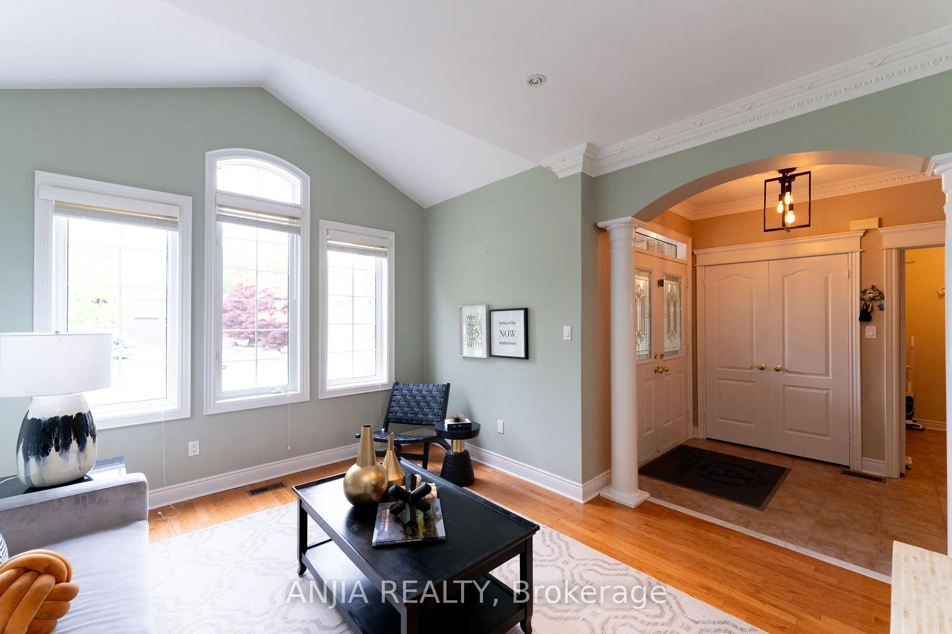 Photo 7 of 8 Cottontail Avenue, Markham, Legacy — HOMEH