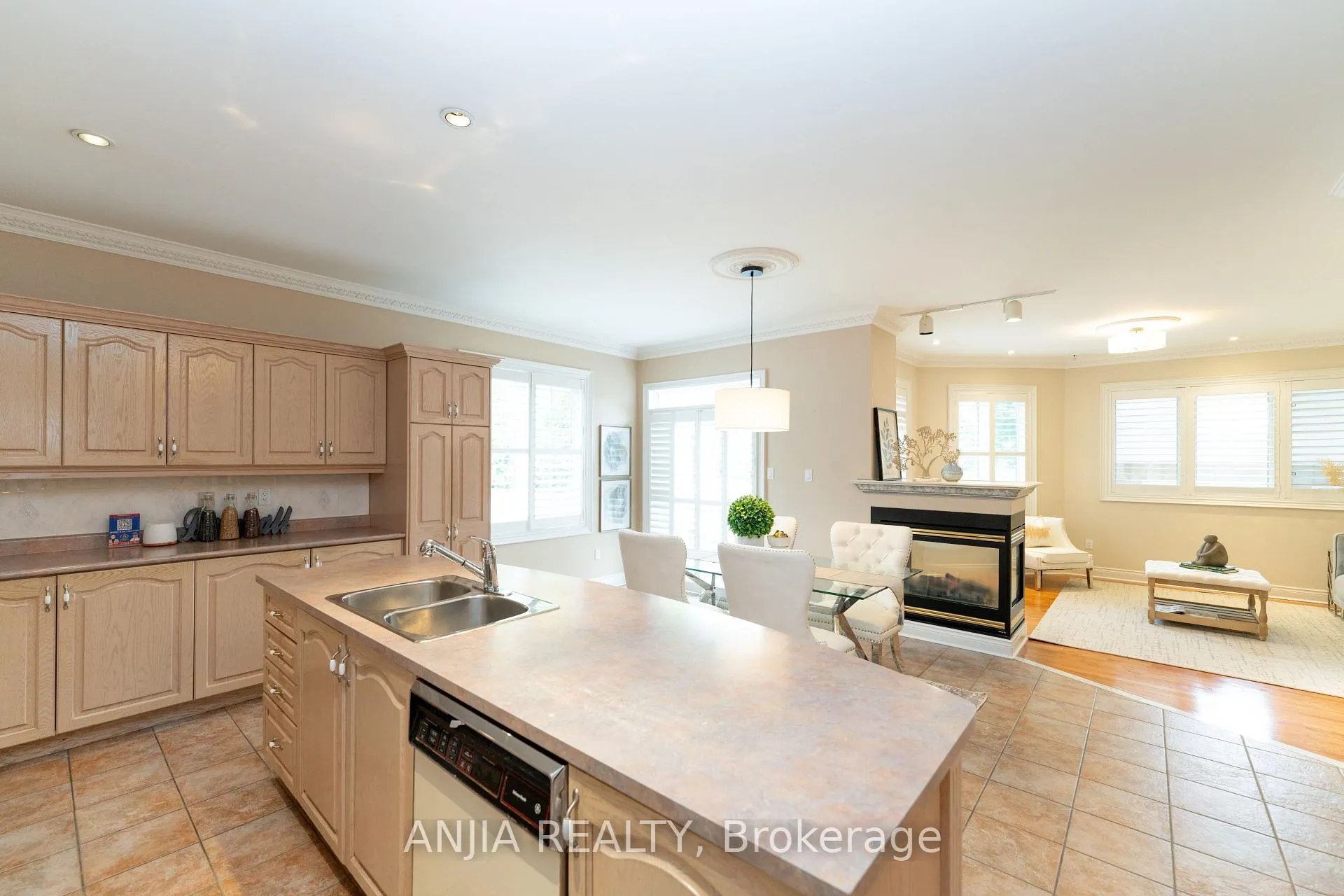 Photo 19 of 8 Cottontail Avenue, Markham, Legacy — HOMEH