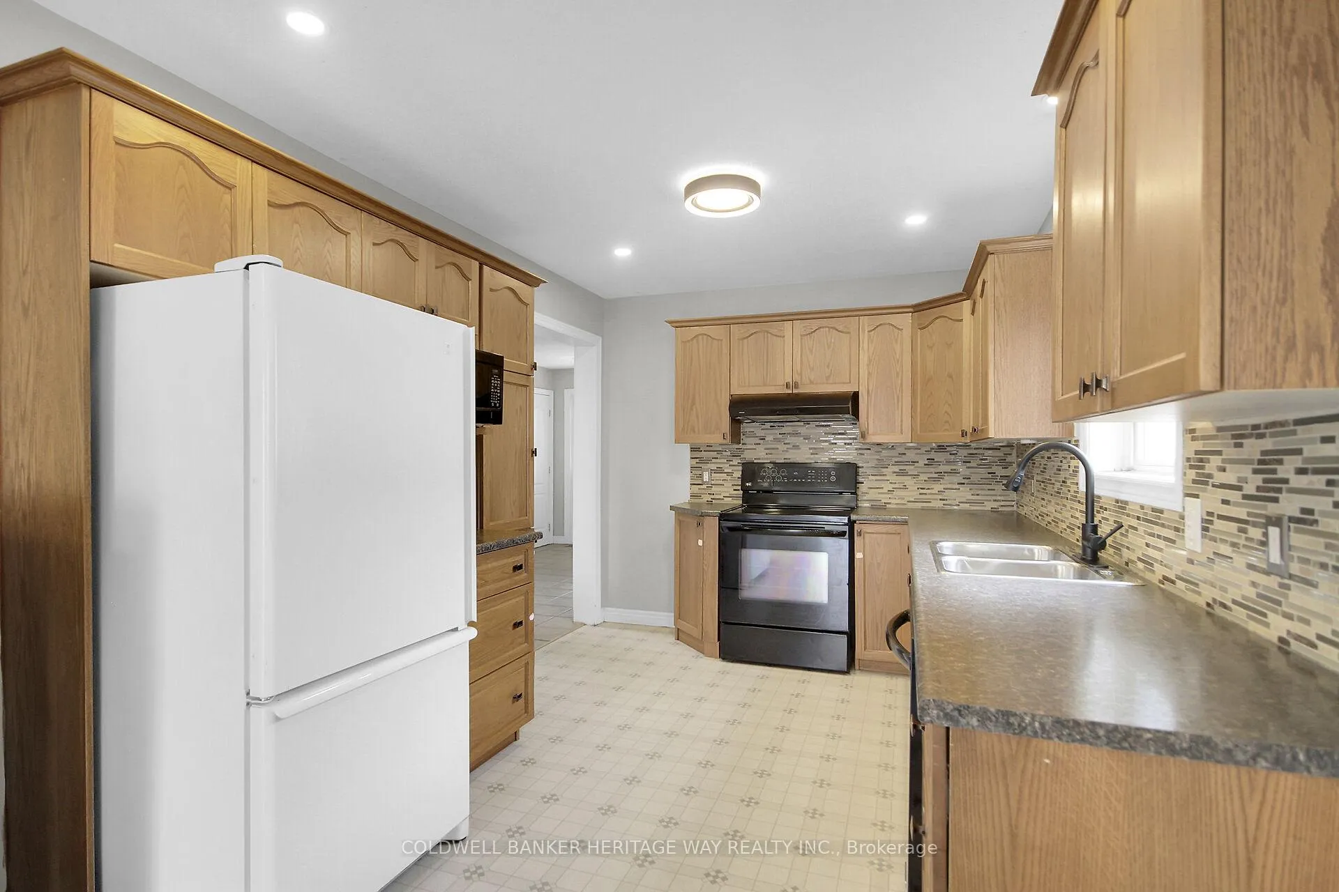 Photo 6 of 523 Joseph Street, Carleton Place — HOMEH