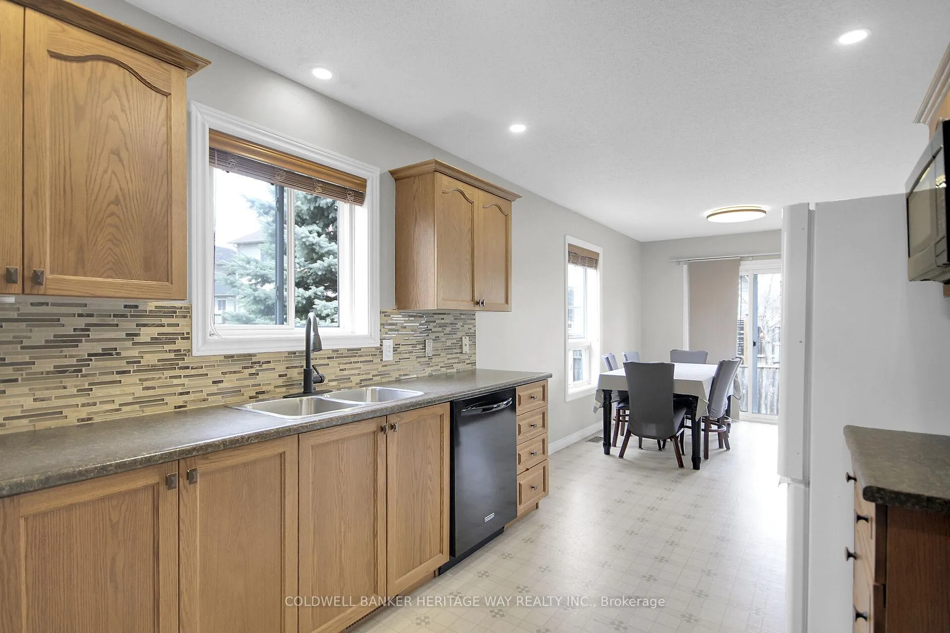 Photo 8 of 523 Joseph Street, Carleton Place — HOMEH