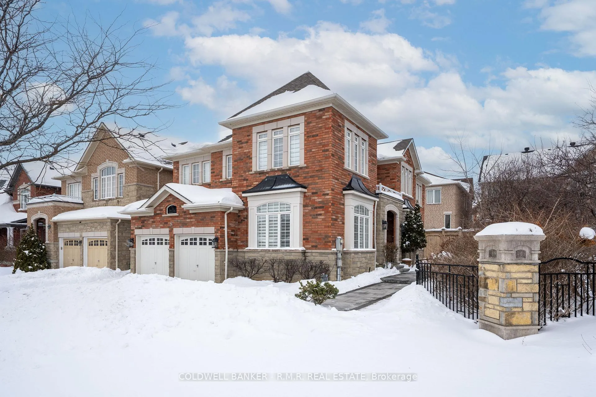 Photo 1 of 8 Valley Vista Drive, Vaughan, Patterson — HOMEH