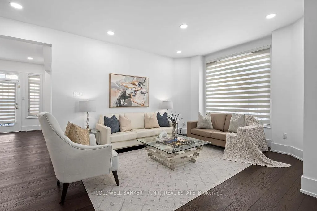 Photo 9 of 8 Valley Vista Drive, Vaughan, Patterson — HOMEH