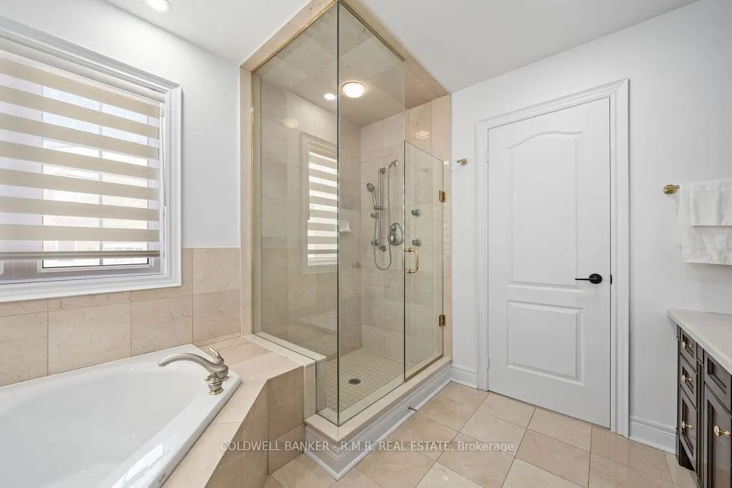 Photo 24 of 8 Valley Vista Drive, Vaughan, Patterson — HOMEH