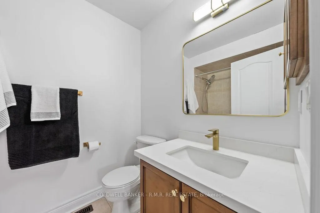 Photo 26 of 8 Valley Vista Drive, Vaughan, Patterson — HOMEH