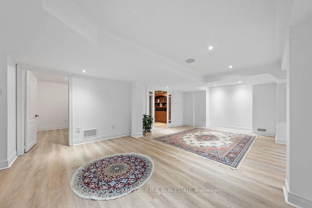 Photo 32 of 8 Valley Vista Drive, Vaughan, Patterson — HOMEH