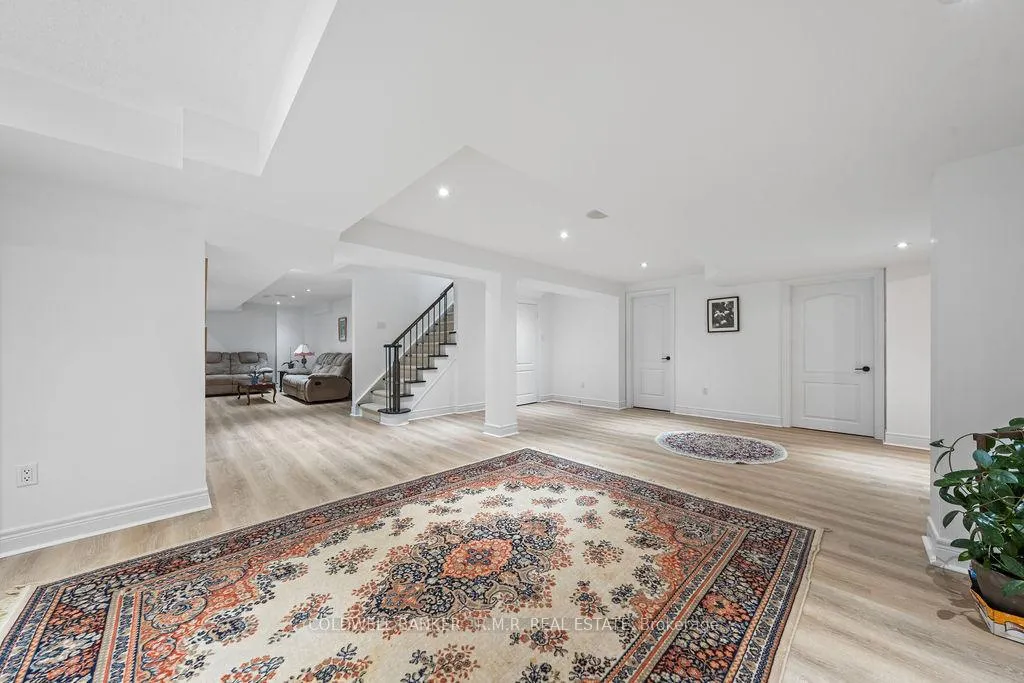 Photo 33 of 8 Valley Vista Drive, Vaughan, Patterson — HOMEH